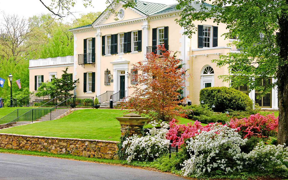 Historic architecture of Airlie, offering a serene backdrop for weddings in Northern Virginia.